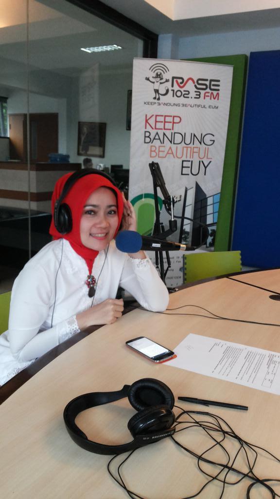 riani indrawati tweet media