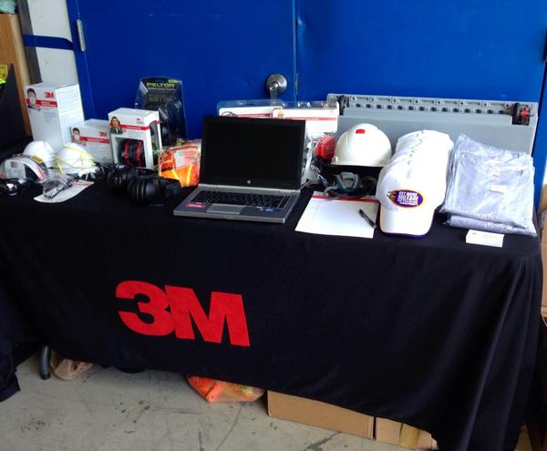 JTGMMM's tweet photo. 3M is ready for the @HomeDepot NY Metro Pro Event in Long Island City! @kriv3M http://t.co/q5Uc0GP1jX