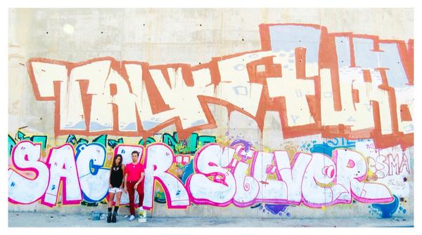 CarlosArnelas's tweet photo. REBEL URBAN STREET STYLE en mi blog! ✨💕💖💕✨ 👉http://t.co/4trHRjjS31👈 #ArnyVideo #elArmariodeArnelas 👏👏 http://t.co/1cvH5eqrCT
