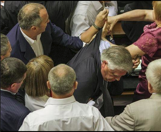 Сбежавшие из Северодонецка российские террористы оставили украинской армии 122-миллиметровую гаубицу "Зайку" - Цензор.НЕТ 9234