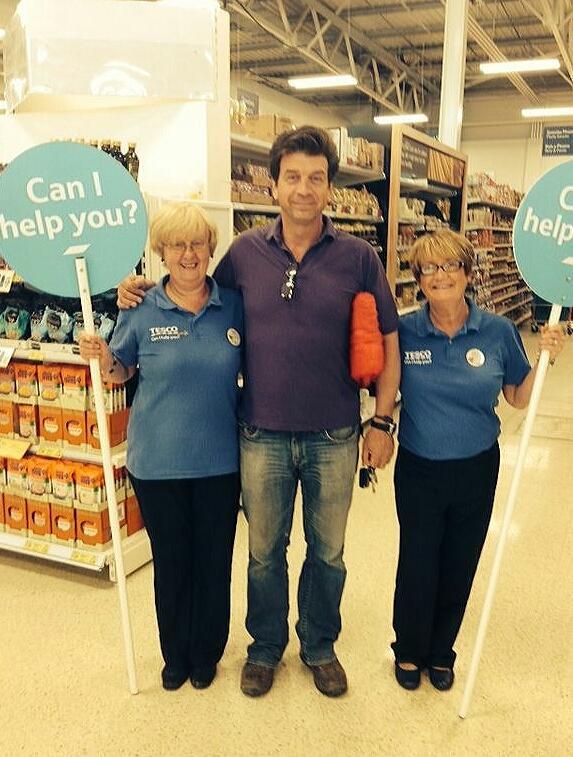 The newest recruit on our Here to Help team <a href="/MrNickKnowles/">Nick Knowles</a>  #Here2Help