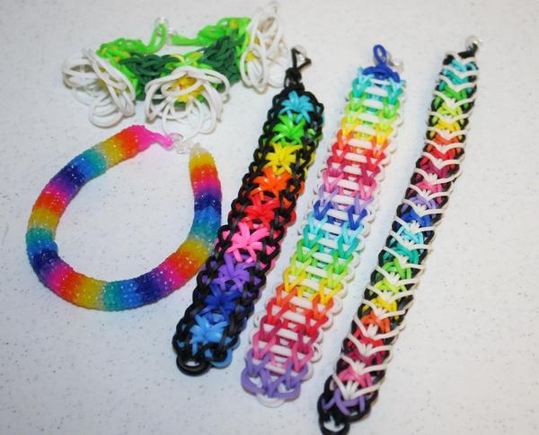 rainbow__looms's tweet photo. Loom bands! Loom bands forever http://t.co/mWS6j7LQnX