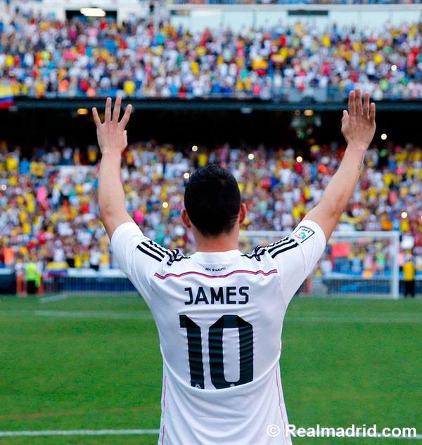 realmadrid's tweet photo. James fue máximo asistente de la última Liga francesa con 12 pases y formó parte del 11 ideal. #BienvenidoJames http://t.co/xrLoJ0Zq5n