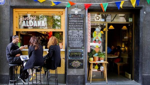 #vermut y #tapas #veggie en <a href="/JonnyAldanaBar/">Jonny Aldana Bar</a> Lee mi nuevo post para <a href="/Plateselector/">PlateSelector</a> plateselector.com/jonny-aldana/ #bar