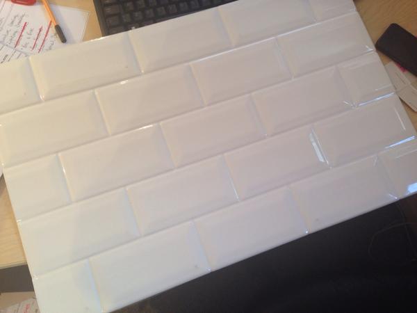 Nick_Gee1's tweet photo. @kandbnews @TheTileHouse_CT @HomestylePR @caple we're manufacturing world 1st flexible metro brick panel #cheekyintro http://t.co/CZwhEvc3aC