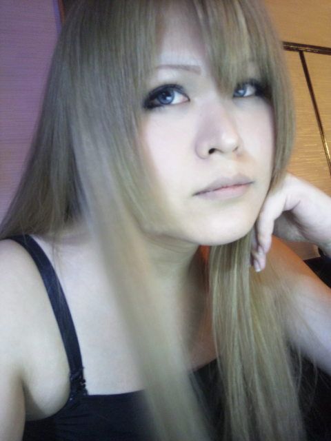 Bar Borderless ボーダレス 地毛で島風コスをするために髪を染めてみました なんだかロシア人みたいですね 数年ぶりに髪色を変えて少しテンション上がりました ゆうのママ Http T Co Pkxadok4nq Twitter