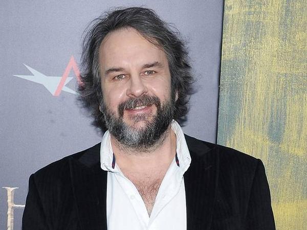 Lord of the Rings director Peter Jackson in talks to direct an episode of Doctor Who ind.pn/1nU3w7e