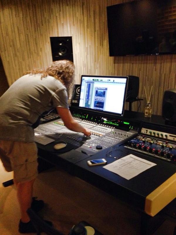 SoundhubStudios's tweet photo. Recording band for the song of china. Zhou San. http://t.co/Qjee2GXblW