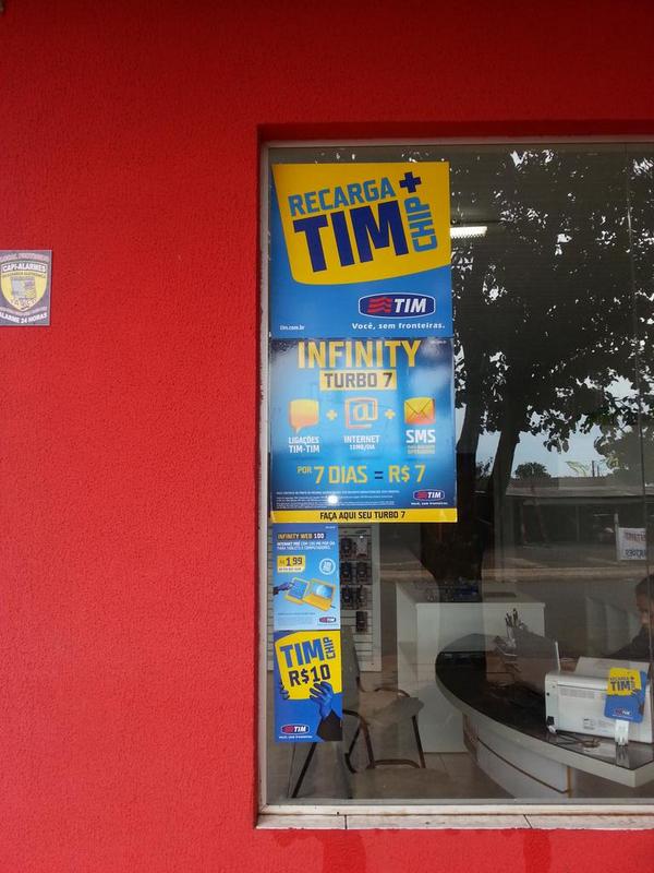 SIGMARRODRIGUES's tweet photo. Techcell muito top rota com supervisor hoje, fazendo merchan @rcdresch @jonathansarment @CleussoR @guleitesilva http://t.co/A4xJn7dFsn