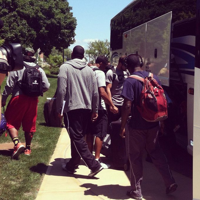 BtP5igdCAAA_a8i.jpg:small