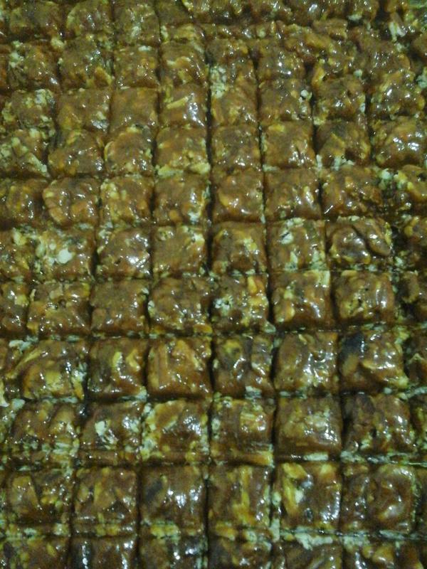 CarmanChocolate's tweet photo. Delicioso caramelo de nuez. http://t.co/6SzSfbiCRl