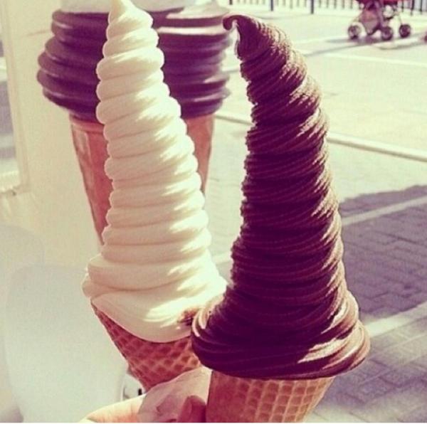 Azeez__33's tweet image. 