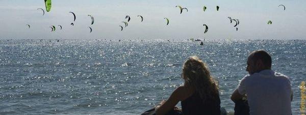 flowconcept's tweet photo. Practicar Kite en muchas partes está prohibido. Infórmate en: http://t.co/RWBjCa2Sqk #kite #kitesurf #kiteboarding http://t.co/paezGniZnZ