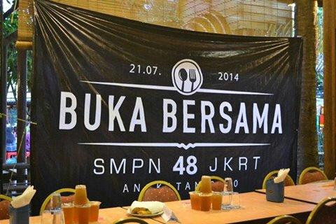 Smpn 48 2010 On Twitter Spanduk Stiker Gratis Buat Yg Ikut Bukber Kece Kaaaan Http T Co 6om1zons0a