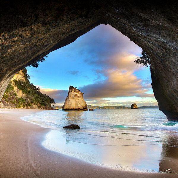 _Paisajes_'s tweet photo. #YaDeberíasSaberQue #YaMeAcostumbréA mostraros los paisajes maravillosos de nuestro mundo. Nueva Zelanda. RT :) http://t.co/OtH0E4KEGY