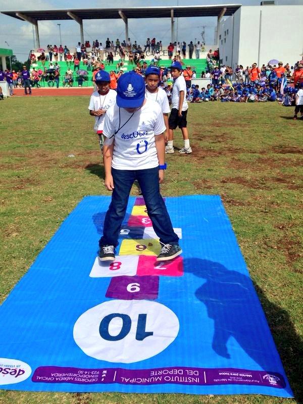 Merida_Joven's tweet photo. Hoy arrancan los cursos de Verano #Descubre en la Unidad deportiva Caucel #MeridaJoven presente!! http://t.co/UOQz3rCJCH