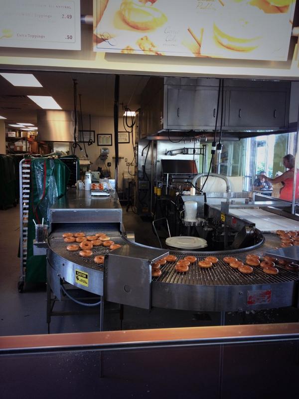 armbarr22's tweet photo. Krispy Kreme Doughnuts!!!🍩 @krispykreme http://t.co/LRKW98L7Ol