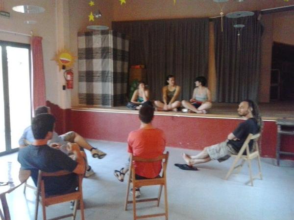 Reunits per ultimar els detalls de la festa major #FMVilopriu14