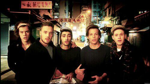 Yunnyalvarado1's tweet photo. #4YearOfOneDirection  @NiallOfficial♥♥ @zaynmalik ♥♥ @Harry_Styles♥♥ @Louis_Tomlinson♥♥ @Real_Liam_Payne♥♥ I LOVE♥♥♥ http://t.co/rtXh3UFKff