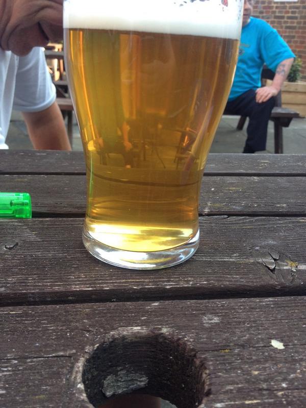 SultanSW19's tweet photo. Oh and WEDNESDAY BEER CLUB! 6-9 today, all ale £2.70. Even our fresh barrel of Summer Lightening!! http://t.co/hVvGKW04BS