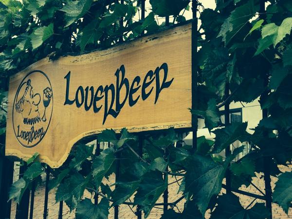 Besuch bei <a href="/LoverBeerBrewer/">LoverBeer</a>. Danke Valter. Liebhaber von Sauer-Ales dürfen sich bald über unseren Einkauf freuen!