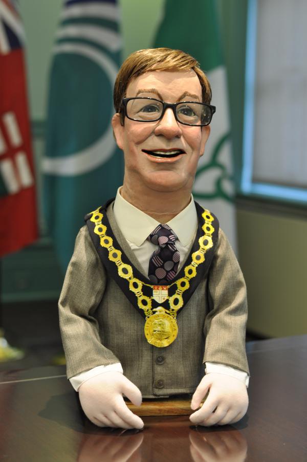 Here's the puppet of Mayor <a href="/JimWatsonOttawa/">Jim Watson</a> that Noreen Young spent 3 months making for #PuppetsUp. #ottcity