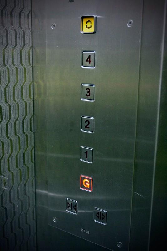 On Twitter Saw The Dumbest Elevator Today Shit Had A Button For