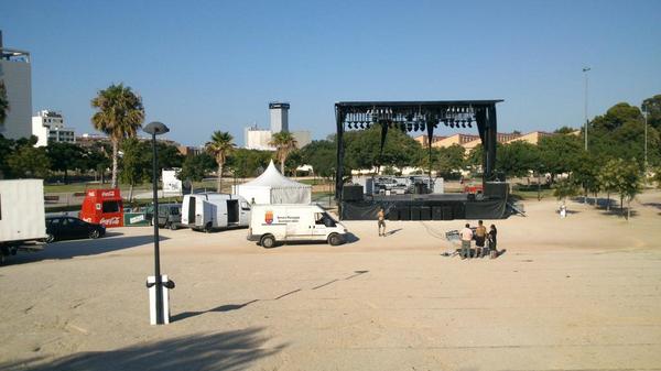 Apunto de arrancar #fiestasalbal esta noche con <a href="/daniwallacedj/">daniel sanchez</a> #festersalbal