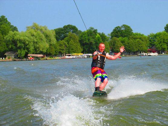 LoonShitBay's tweet photo. Loon Shit Bay is offering lessons! We have an awesome boat and a team who loves to help. Message us for more info! http://t.co/Y46CpUuFoE