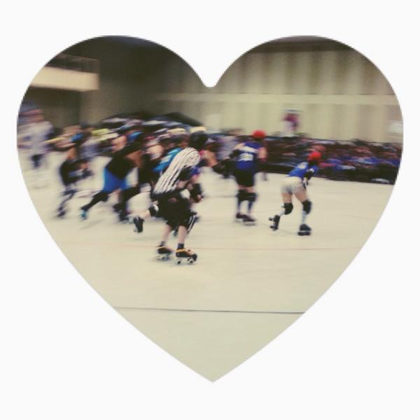 bloodandthunder's tweet photo. β€οΈ #rollerderby #rollercon2014 #rollercon http://t.co/Q1W9QYd7ti