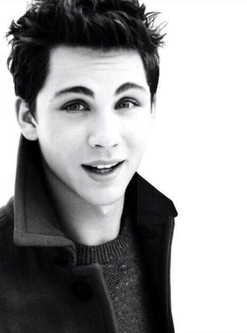 allgdrsteven's tweet photo. RT DIVENTO LOGAN 
PREFERITI RIMANGO AUSTIN 
DAAAI http://t.co/fh5FnFX3Fy