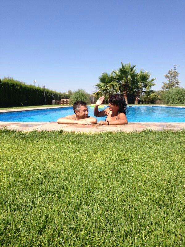 EvaEva77nina's tweet photo. Buena tarde con mi madriles http://t.co/TGrtoXNGZH
