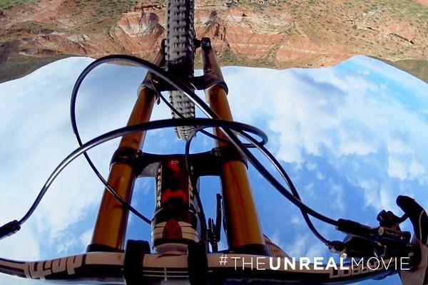 MotorTrendGroup's tweet photo. "UNREAL" World Record Front Flip! Happy jump day via @bikemag. http://t.co/CWJkYupxGT http://t.co/AhjAX6Unqb