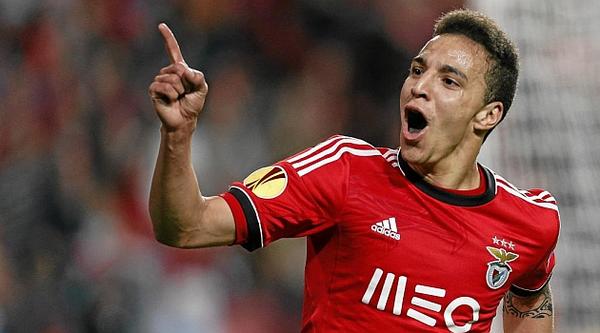 ÚLTIMA HORA | El Valencia hace oficial la incorporación de Rodrigo, que llega cedido por el Benfica