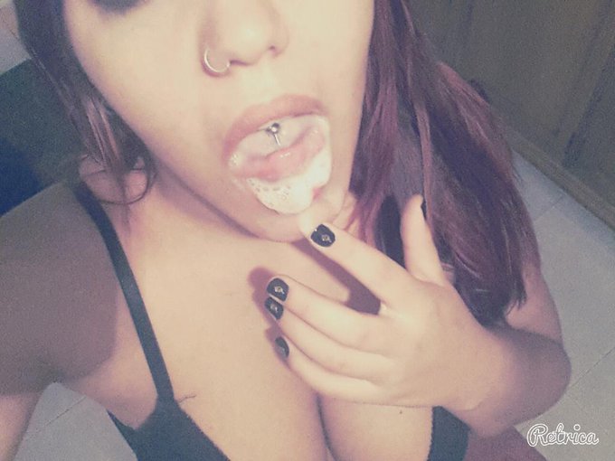 "@Gatita_cdt: Corrida en la boca,  y por no haber podido subirla antes os regalo una en las tetas http://t<a class="tags" target="_blank" title="On Twitter" href="/?out=eyJ0eXAiOiJKV1QiLCJhbGciOiJIUzUxMiJ9.eyJpYXQiOjE3MjQ4NTIzNDksImlzcyI6InR3cG9ybnN0YXJzLmNvbSIsIm5iZiI6MTcyNDg1MjM0OSwiZXhwIjoxNzU2Mzg4MzQ5LCJyZWRpcmVjdF91cmwiOiJodHRwczovL3R3aXR0ZXIuY29tL0dhdGl0YV9jZHQifQ.xZ1Itav1LOlwUd5G0dRPJfCFjabGqG8-cwAlzY2hz-_F6UGeWwbIPykr_ABmLOU9-AA3_A2OEFs8p_Jzt6R6wQ">@Gatita_cdt</a>