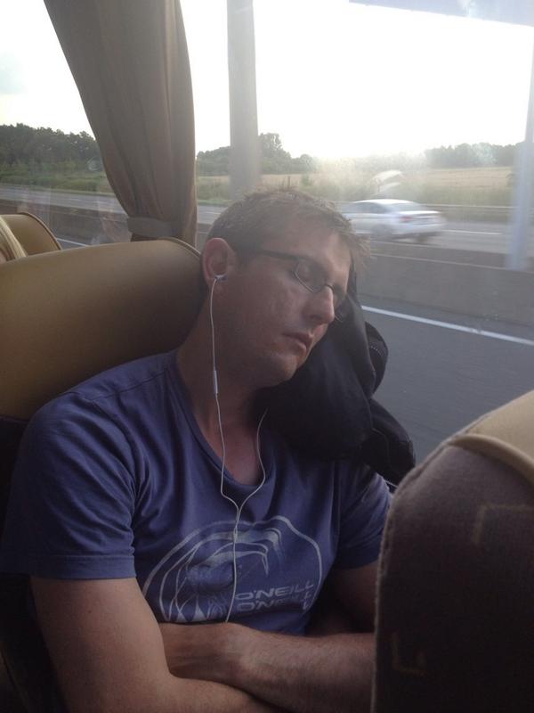 RWBABattlefield's tweet image. That's what listening to the Barnsley Brass Band and a day on the Somme does for you #lightweight #flycatching