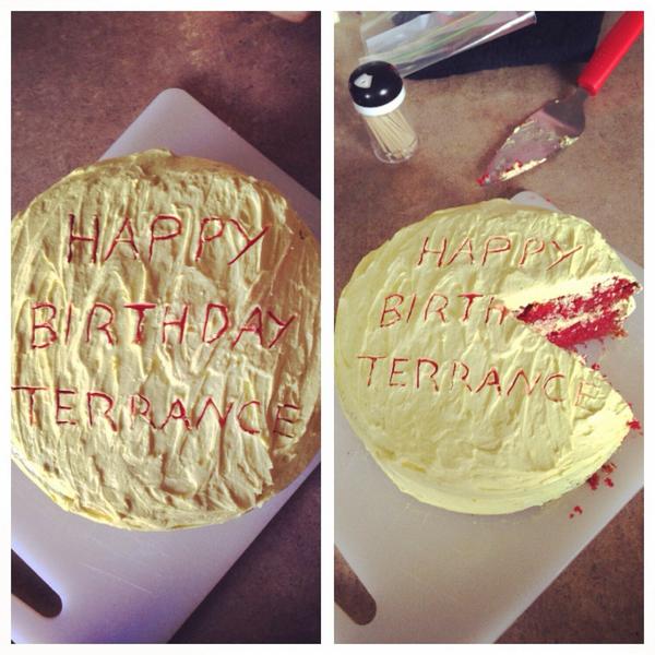 KenzieEllen_'s tweet photo. Hobbies include making cakes for men who don't know I exist. Many birthday wishes to the v important @terrancezdunich http://t.co/d7mNPAV2Qr
