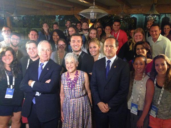 MikeBloomberg's tweet image. Met with a delegation of @TeachForAmerica members today who are stranded in Israel due to the travel restrictions