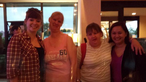 wee_sylvie's tweet photo. Finally got my WiFi sorted! #TechGeek @NennaBaston http://t.co/XFr0ajQiWo