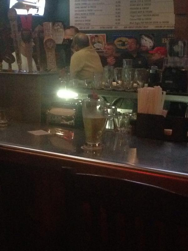 JoshJoshFTW's tweet photo. @M2Third @MillerLite #ItsMillerTime #Pittsburgh @MJFincham http://t.co/nPJ22wVALY