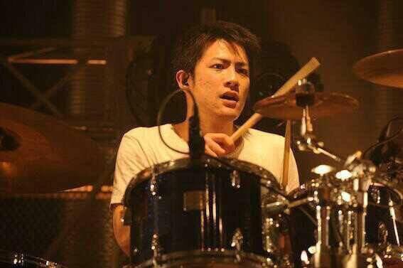 栗原寿 #栗原寿生誕祭 寿さん誕生日おめでとー！！！ ドラム上手くて