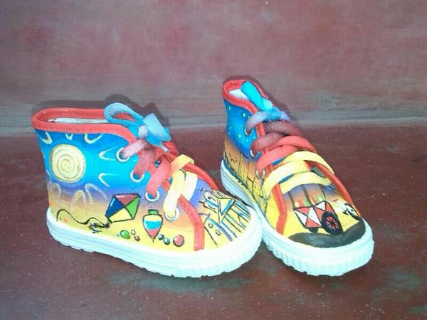 Accimente's tweet image. Piezas pintadas a mano.