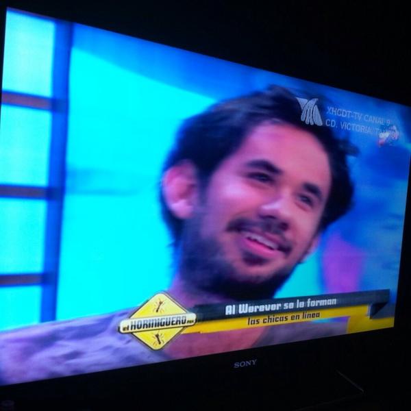 BrendaMorado's tweet photo. Viendo al @werevertumorro en el Hormiguero 👍💯 http://t.co/4Cz7buzh3d