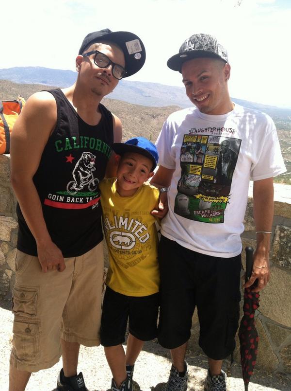 AdielHugo's tweet image. #ESummerHere