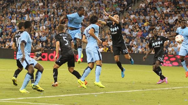 Bolanet's tweet photo. #Friendly FT: Sporting KC 1-4 Manchester City | 30' Sapong ; 3' Zuculini, 45' Boyata, 72' Kolarov (p), 88' Iheanacho http://t.co/pUSRTzhQil