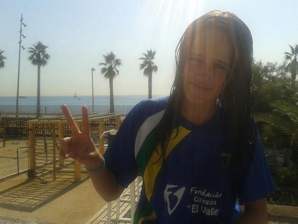 CDEElValle's tweet photo. #NAT #CEInfantil14 #BCN Elisa García logra ser 16° de España en 200Mariposa con 2'39"93 #grande #podemos #GoValle http://t.co/tfledmBIDE