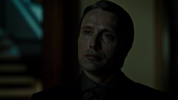 kenneth_cdiaz's tweet photo. Estoy viendo  #HannibalC5 por #Canal5 http://t.co/rgUdi8bpJ2 -Soy honesto. Tan honesto como cualquiera- Dr. Lecter http://t.co/1xlJObKBmJ