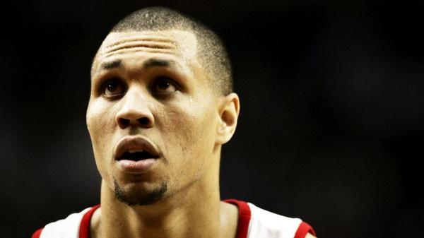 trailblazers's tweet photo. Happy 30th, B-Roy. http://t.co/6mgOHdQFJK