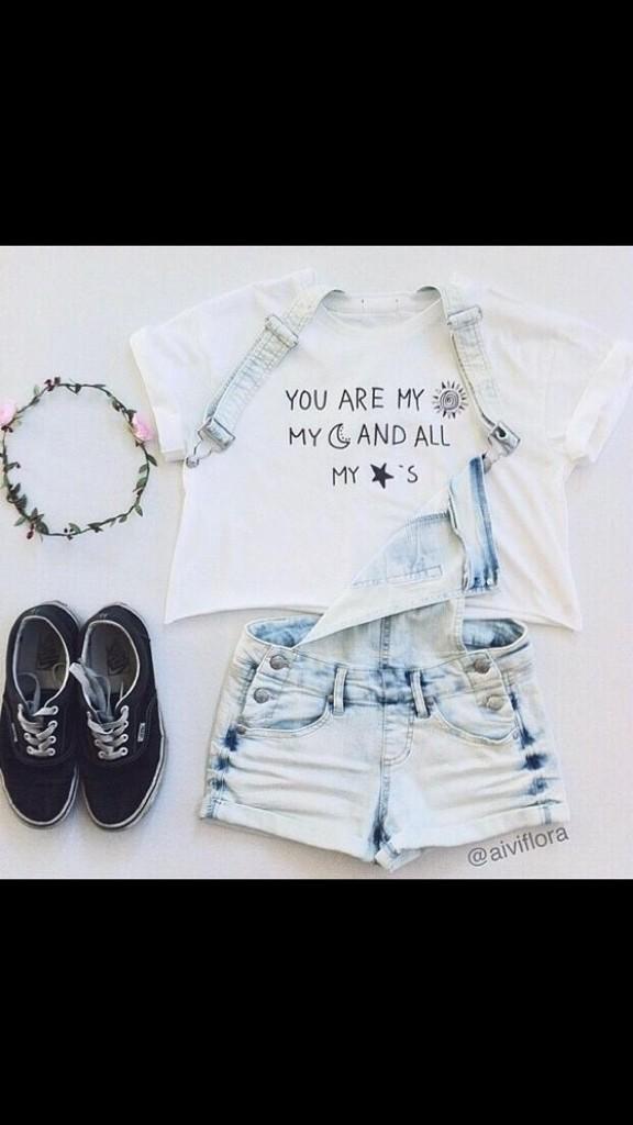 outfitheaven's tweet photo. Basically 💁 http://t.co/Hq9DMzgTQc