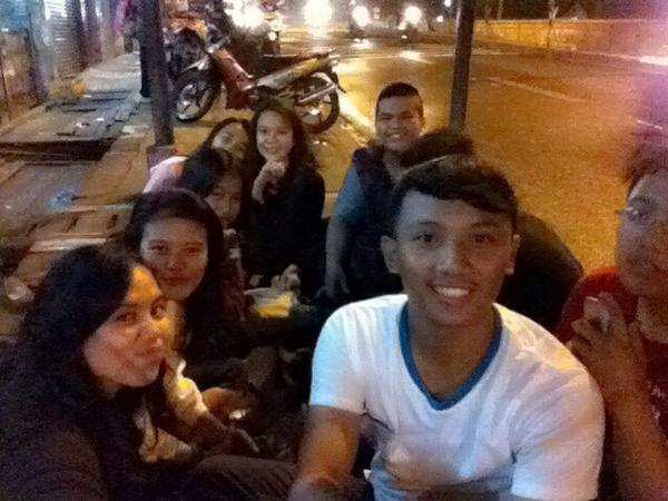Socfrechvier's tweet photo. Selfie aja duls😜 http://t.co/AKrJI7JsJz